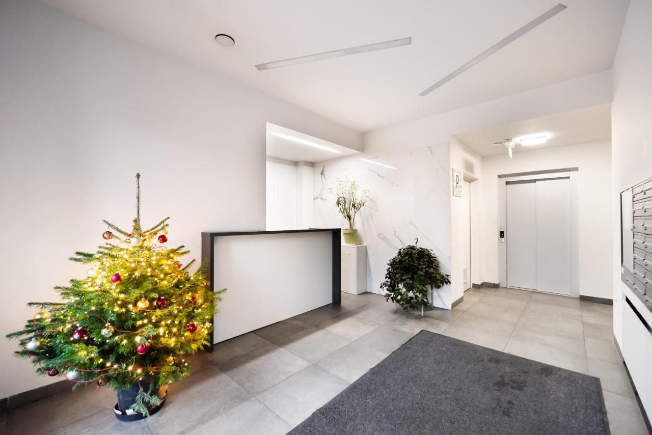 Stara Praga Superior Apartment วอร์ซอ ภายนอก รูปภาพ