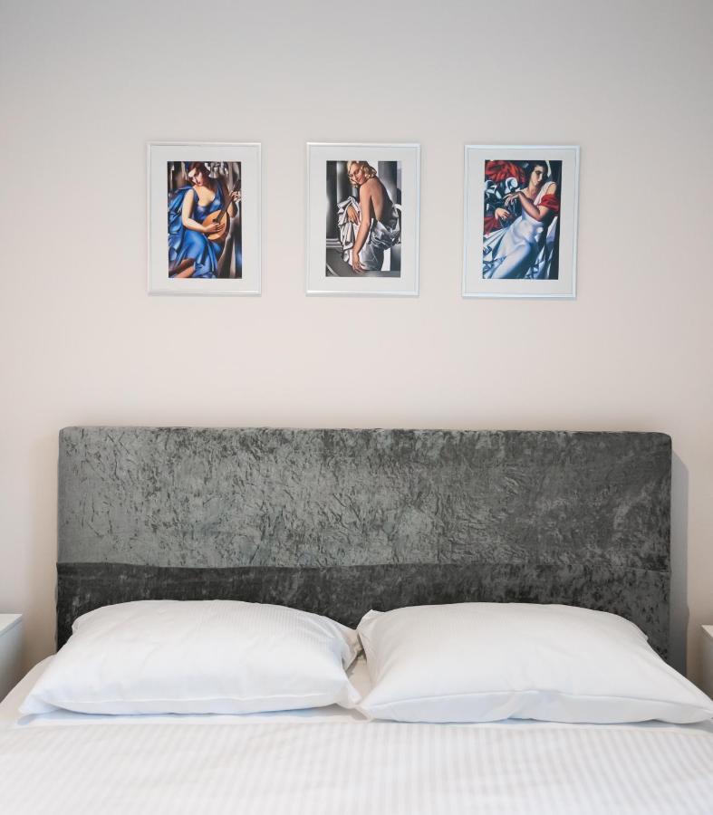 Stara Praga Superior Apartment วอร์ซอ ภายนอก รูปภาพ